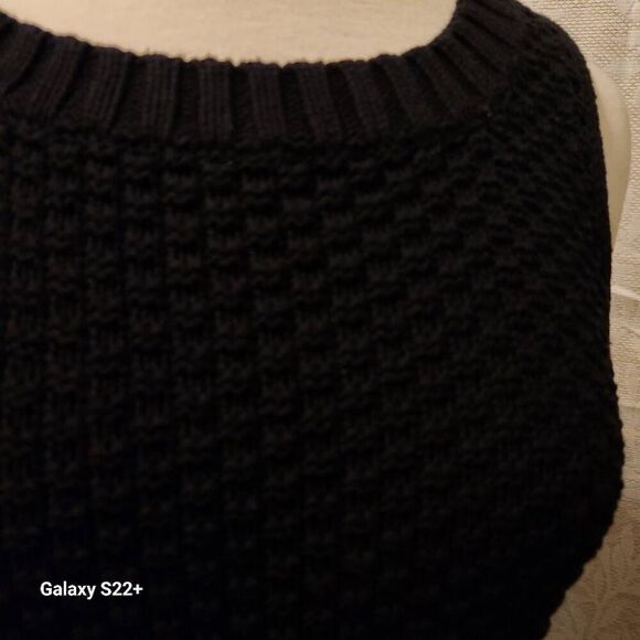 F38  Loft sweater tank with faux top peeking out from underneath - Picture 3 of 9